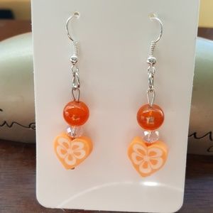 Orange🌼 & White Heart Flower Earring's🌼